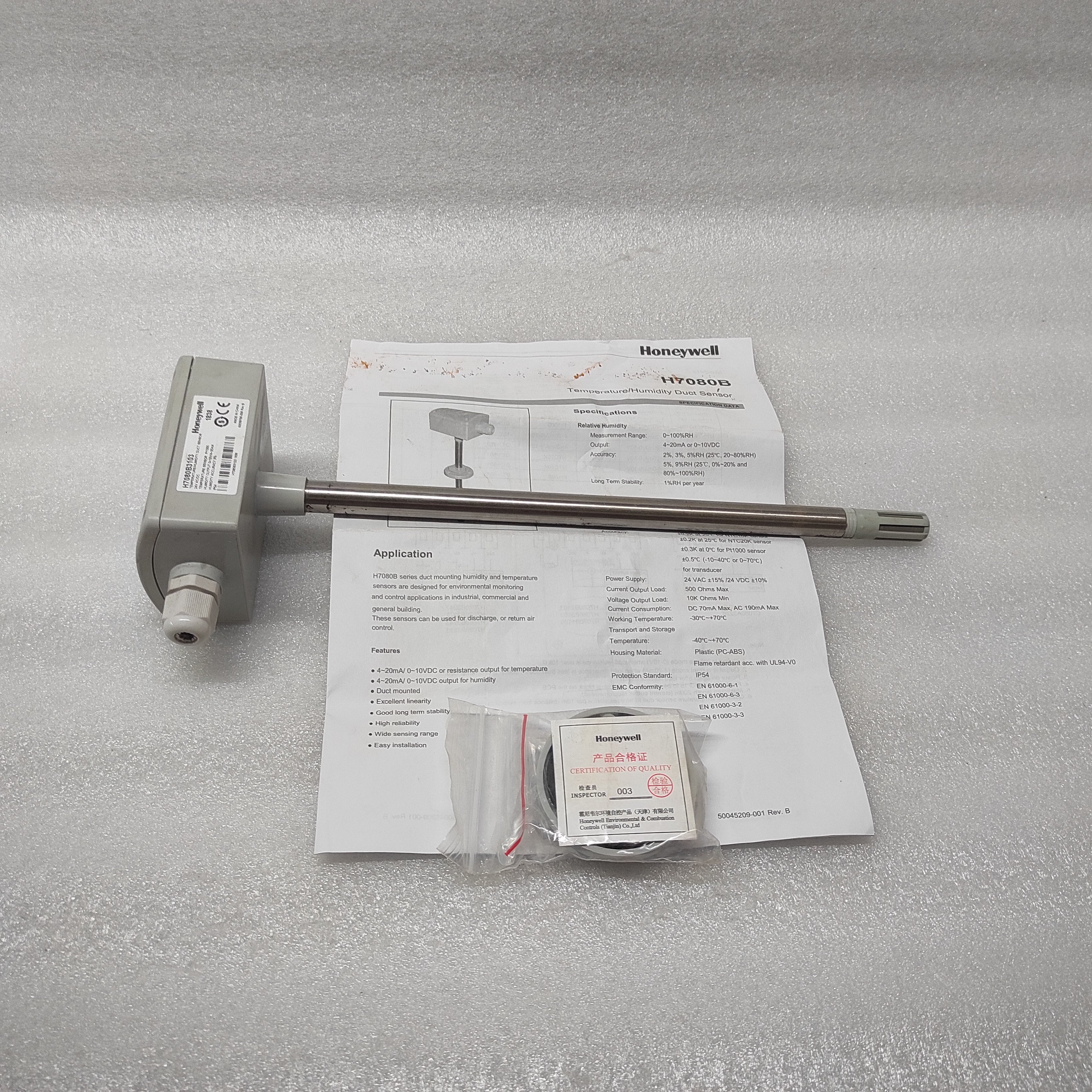 HONEYWELL H7080B3103 TEMPERATURE-HUMIDITY DUCT SENSOR 24VAC/DC PT1000