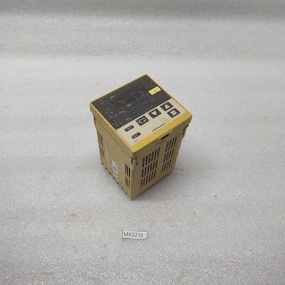 SHIMADEN SR62 TEMPERATURE CONTROLLER SR62-411-90-0000C 100-240V