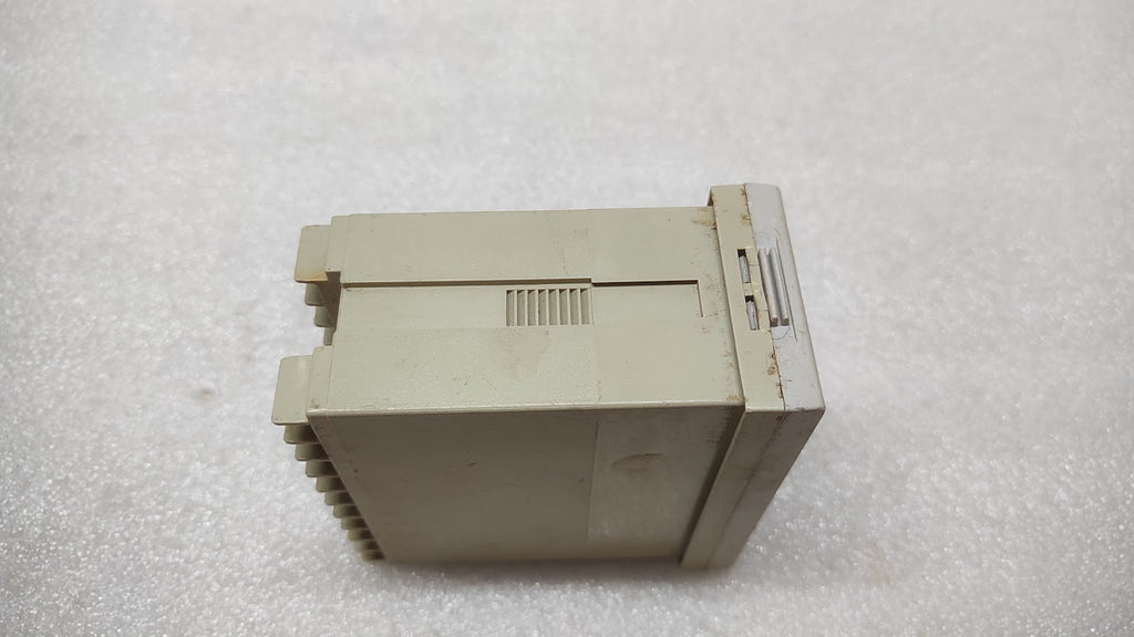 HONEYWELL FU86-101000 PID TEMPERATURE CONTROLLER ZL200820301949.5 85-265V