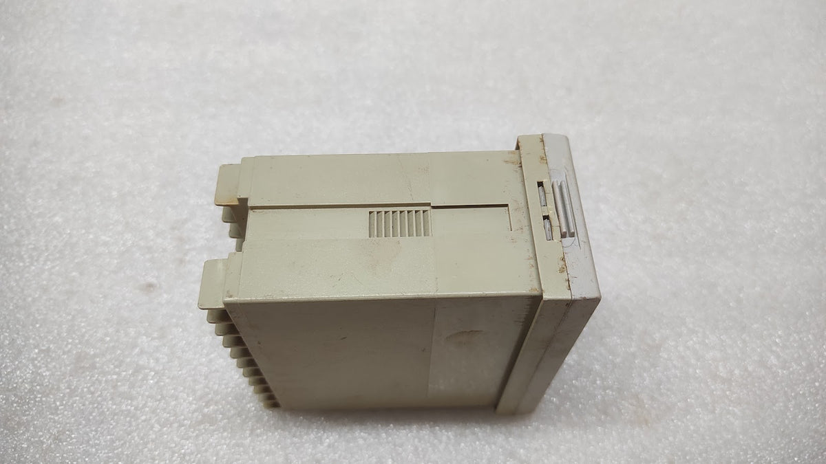 HONEYWELL FU86-101000 PID TEMPERATURE CONTROLLER ZL200820301949.5 85-265V