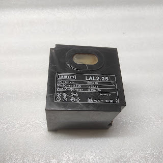 Landis & Gyr LAL 2.25 Burner Control 220-240 VAC WITHOUT BASE
