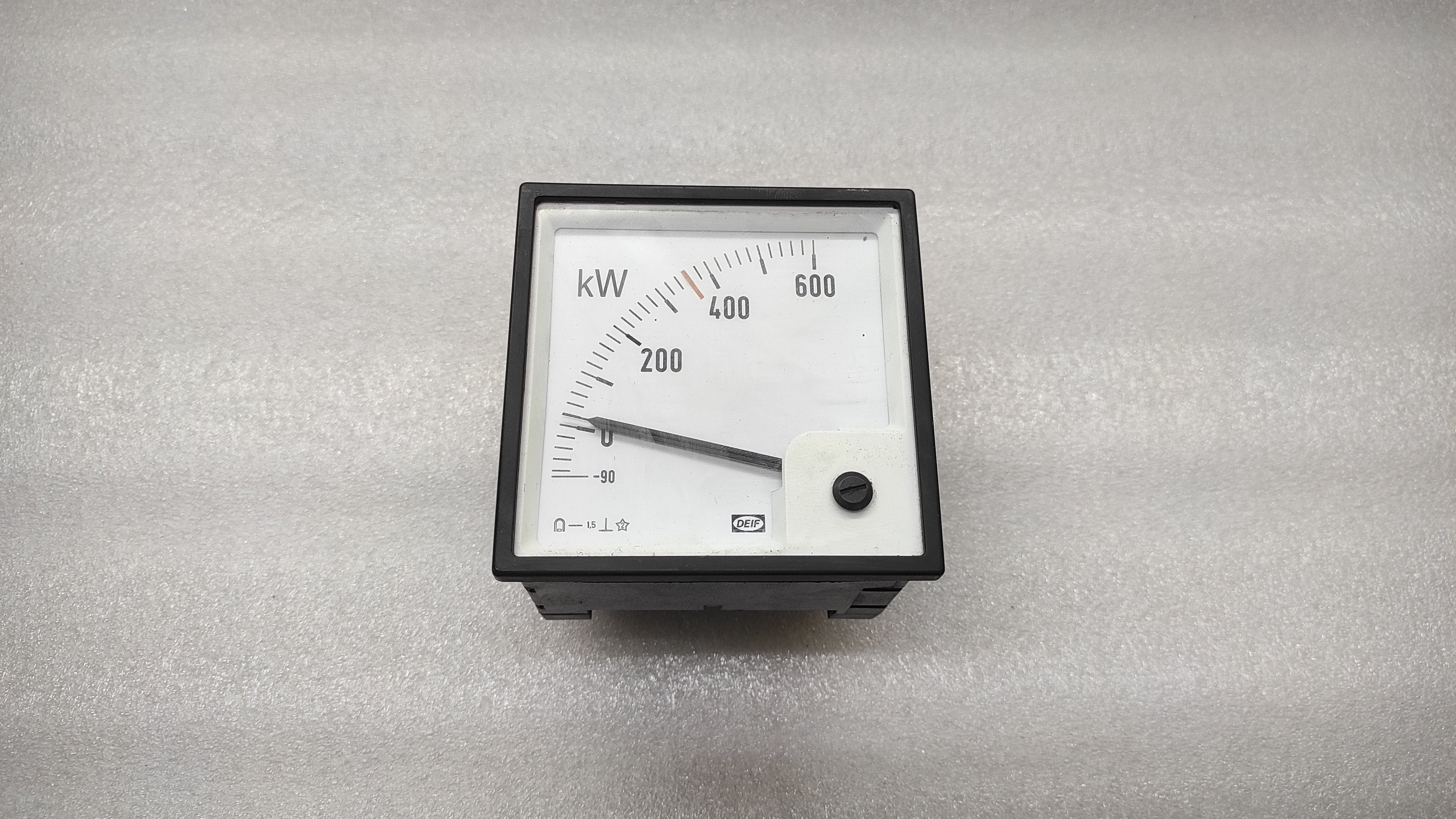 DEIF KW METER 100036913.20 KILOWATT METER 115VAC 750/5A