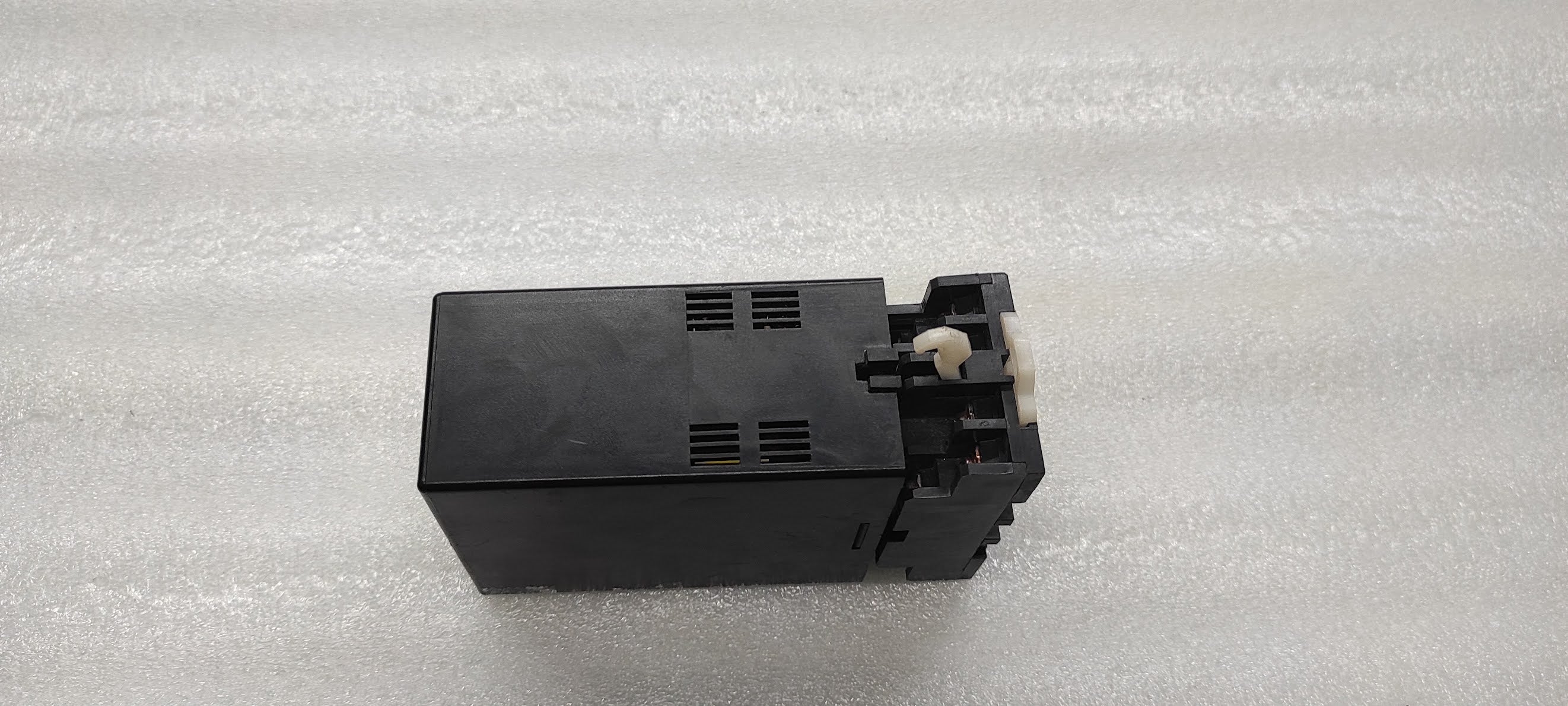 KYUNG KP200-52P-52-52 SIGNAL CONVERTER 110/220VAC
