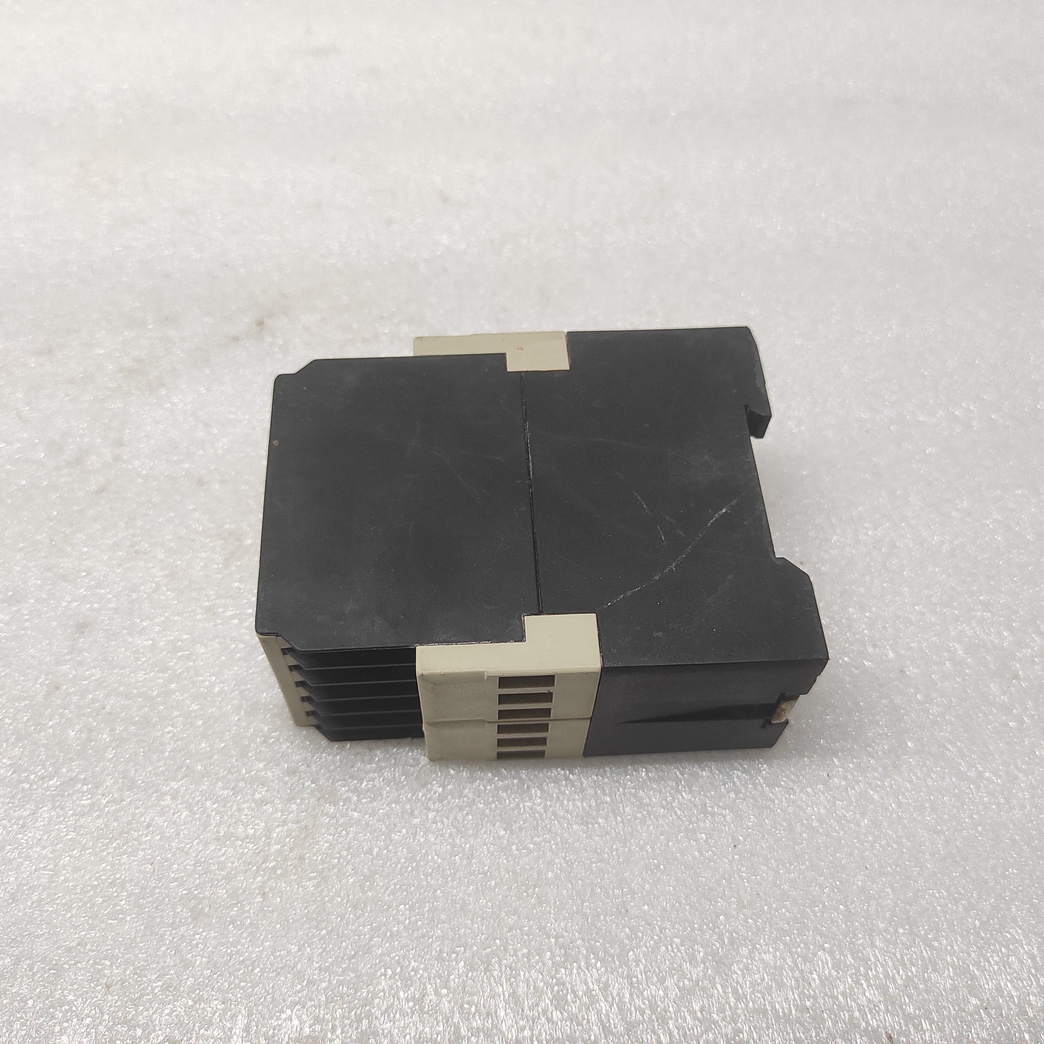 TELEMECANIQUE RM3 TAR114TS7 TIME DELAY RELAY 055691 480-500V