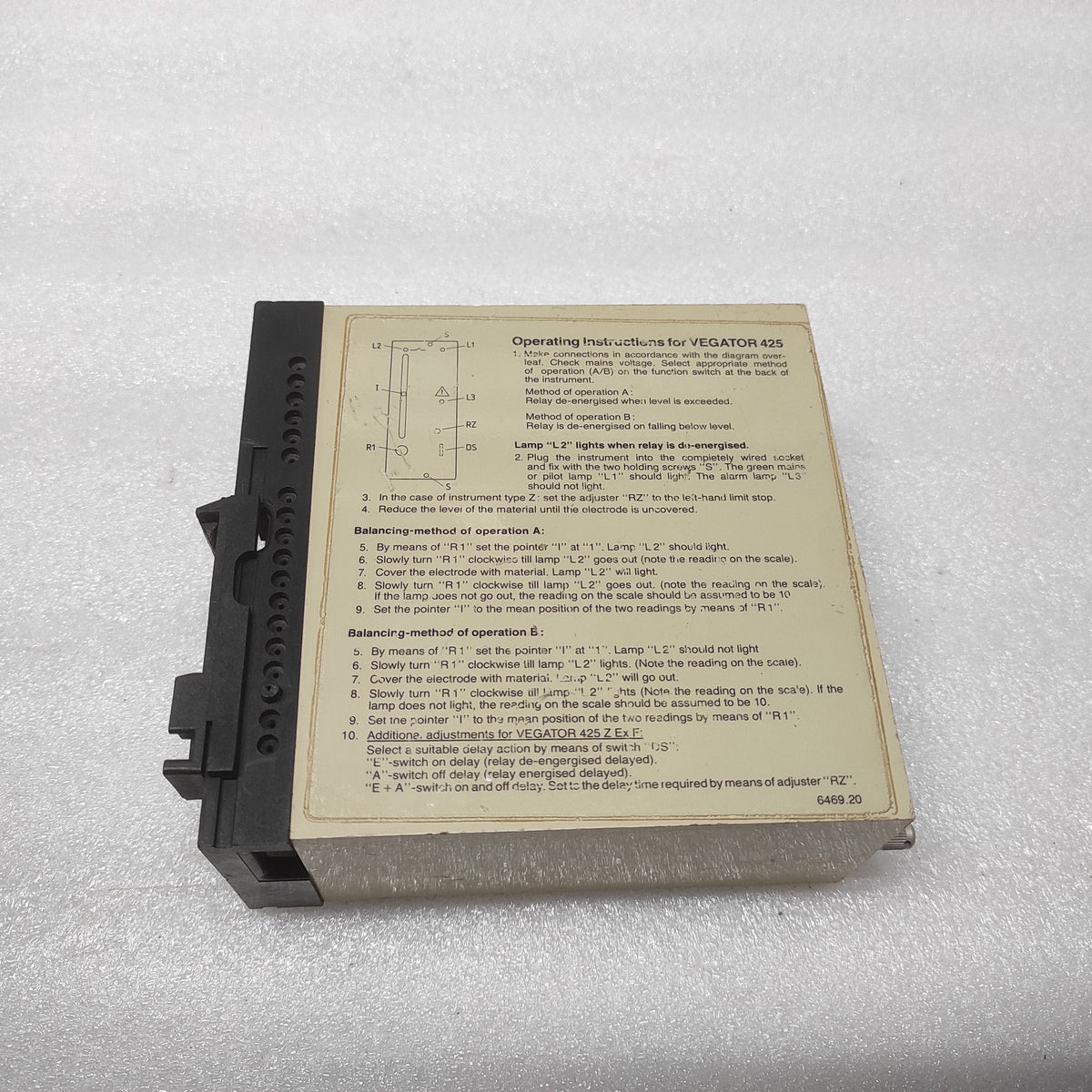 VEGA VEGATOR 425F LEVEL SWITCH FAULT MONITORING SIGNAL CONDITIONING INSTRUMENT