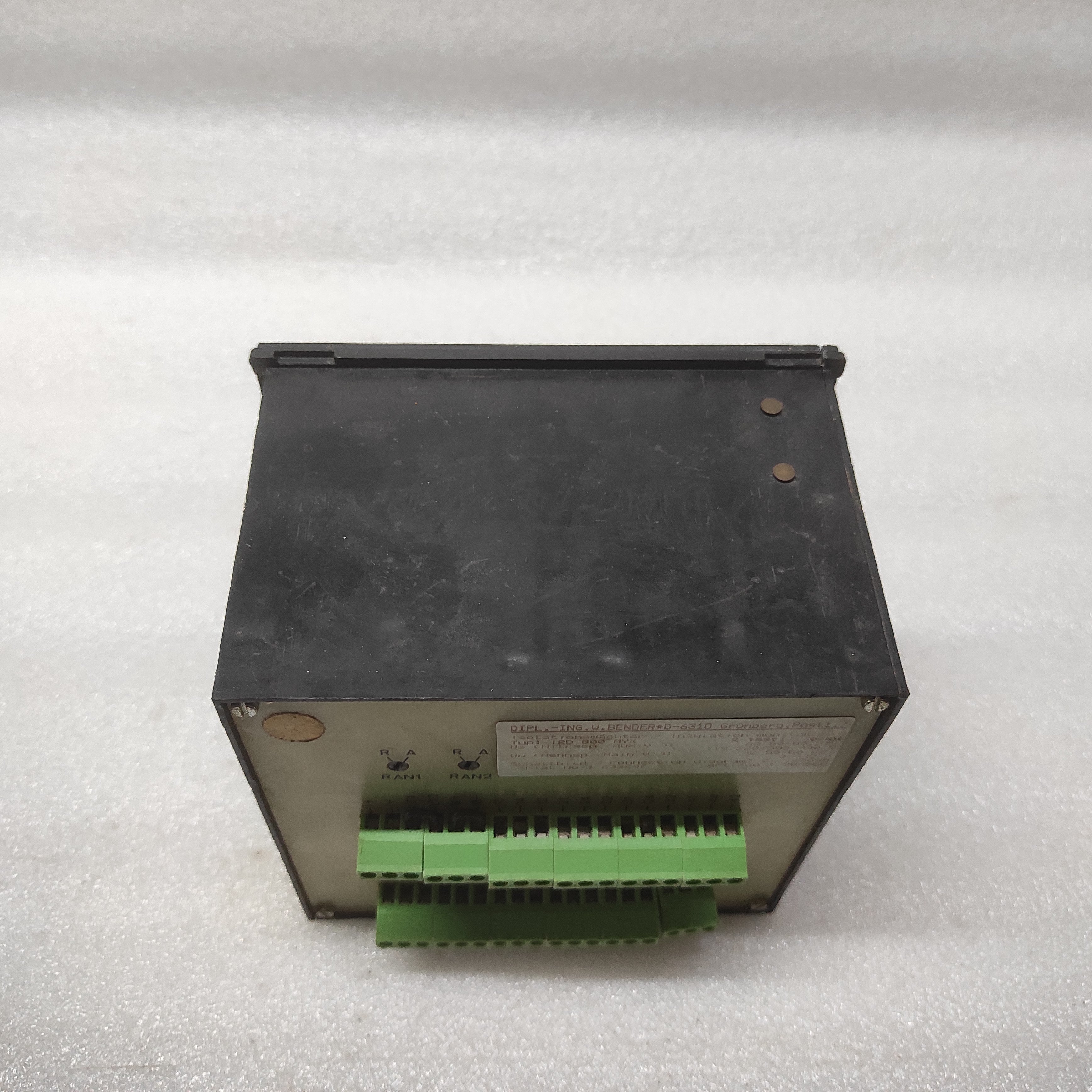 BENDER IRD-800-MYX INSULATION MONITOR A-ISOMETER 115/220/380/440V
