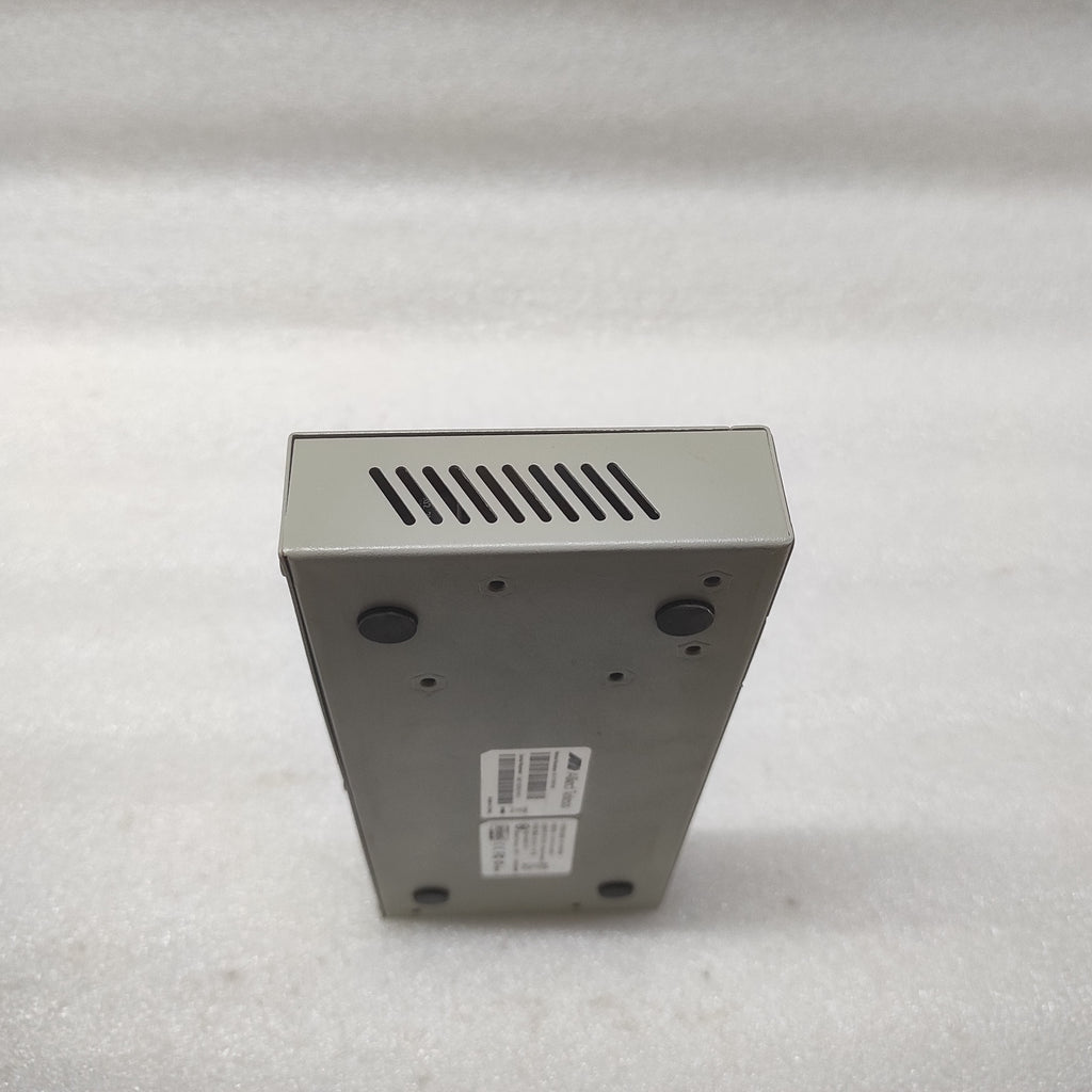ALLIED TELESIS AT-FSW708 10BASE-T/100BASE-TX 8-PORT FAST ETHERNET SWITCH