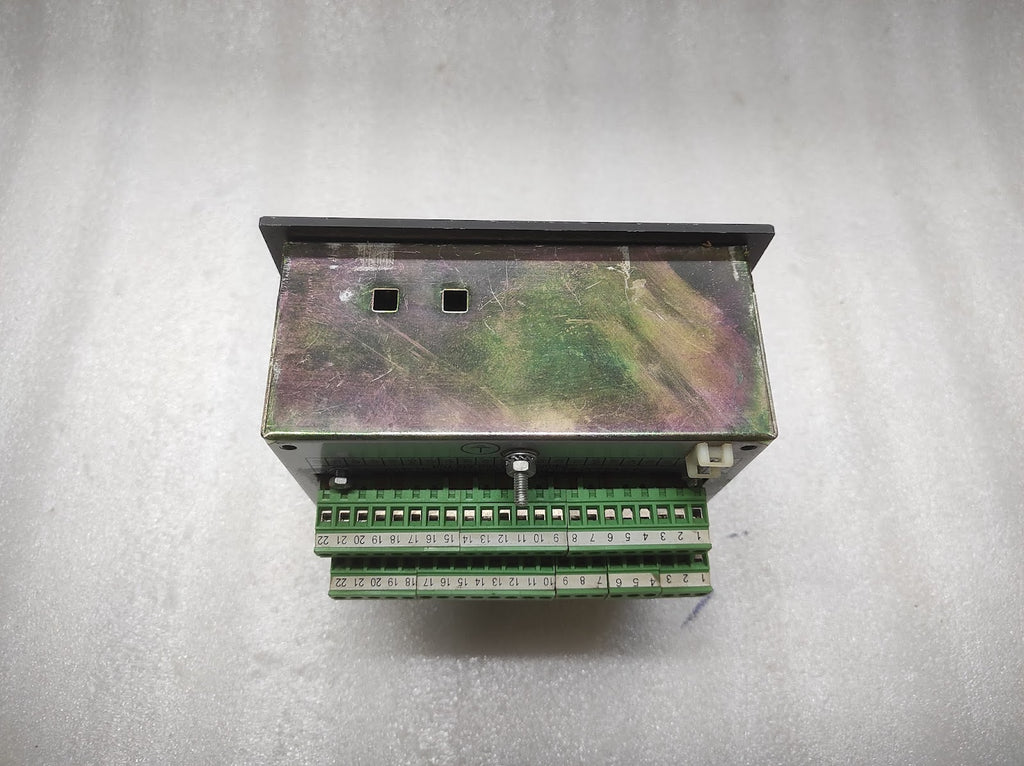 SAM ELECTRONICS BTG-402 ENGINE CONTROL AND ALARM SYSTEM 271.153 664