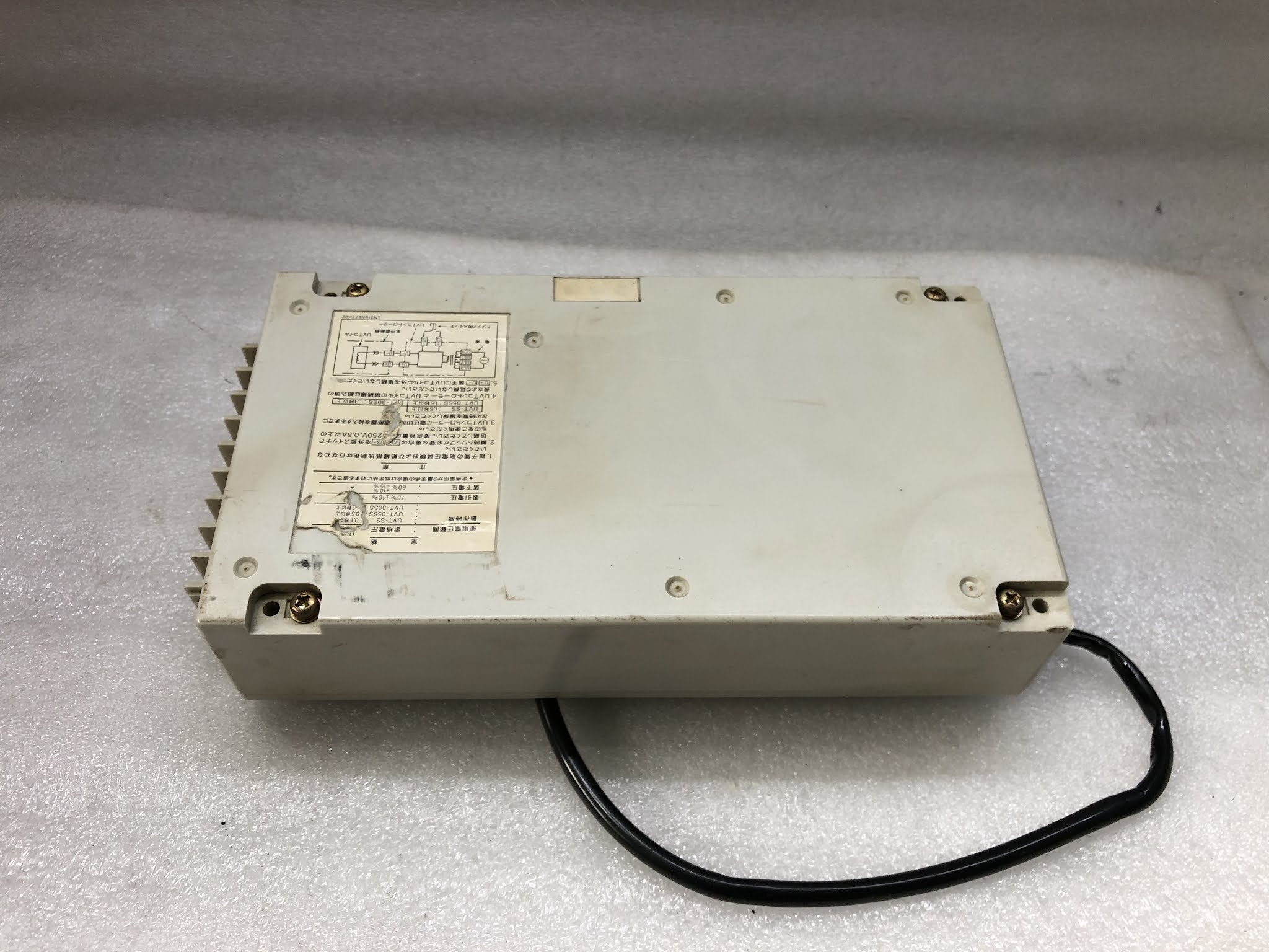 MITSUBISHI UVT CONTROLLER UVT-05SS 200-240/380-460VAC 0.5S