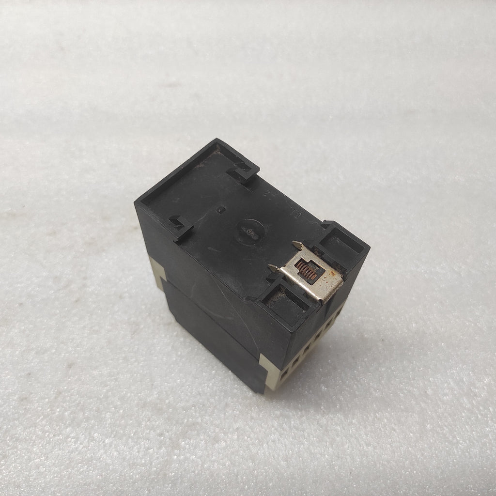 TELEMECANIQUE RM3 TAR114TS7 TIME DELAY RELAY 055691 480-500V