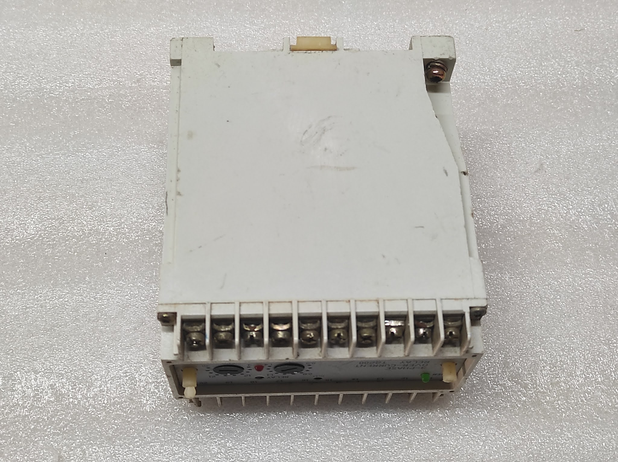SELCO T2200-12 3-PHASE OVERCURRENT RELAY | 5A | 110 / 220V AC
