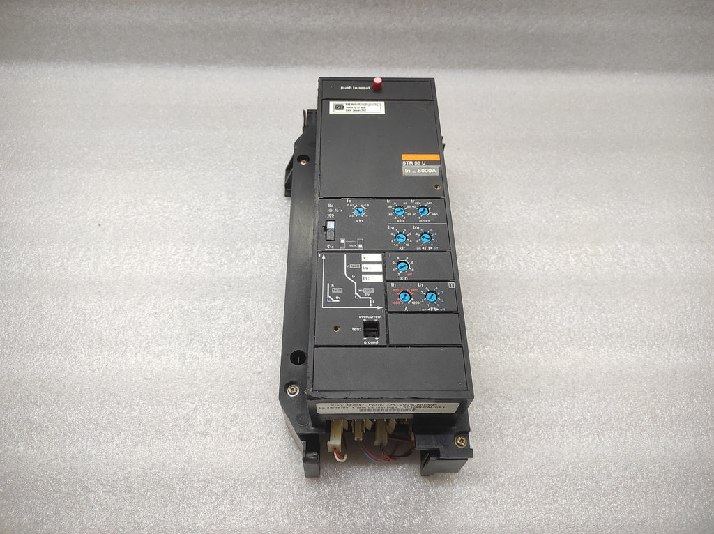 SE STR58U MASTERPACT TRIP UNIT 5000A MERLIN GERIN