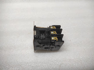 TELEMECANIQUE 2200EB230EA MAGNETIC CONTACTOR COIL VOLTAGE 24VAC