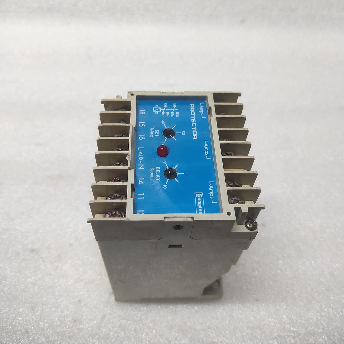 CROMPTON 253 PAOW PROTECTOR 415V