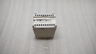 KNICK 8439 A1 DC-ISOLATING AMPLIFIER CRACKED BODY