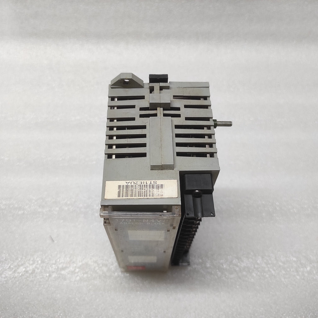 ALLEN BRADLEY CAT 1791-N4V2 ANALOG BLOCK 120VAC