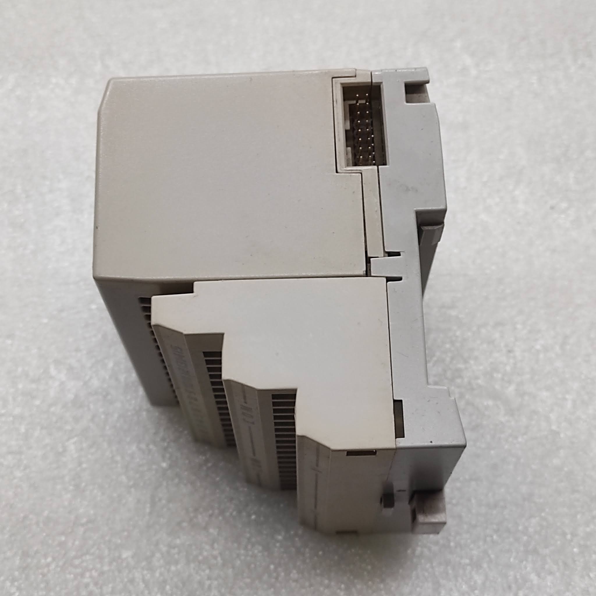 ALLEN BRADLEY CAT 1794-OB16 SERIES A 96221873 1794-TB2 96155874