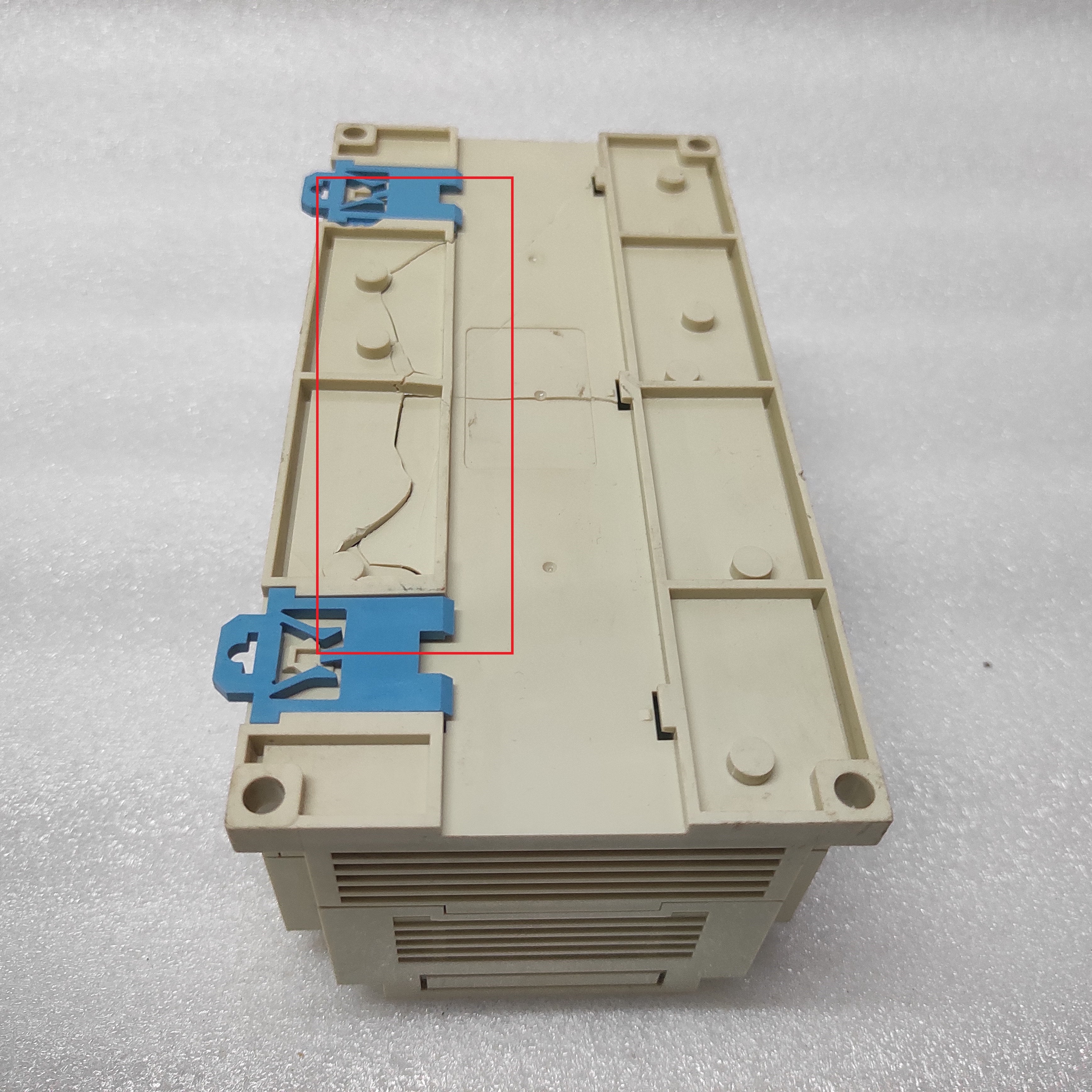 CUTLER HAMMER FP1-C24 COMPACT PLC MATSUSHITA ELECTRIC FOR PARTS