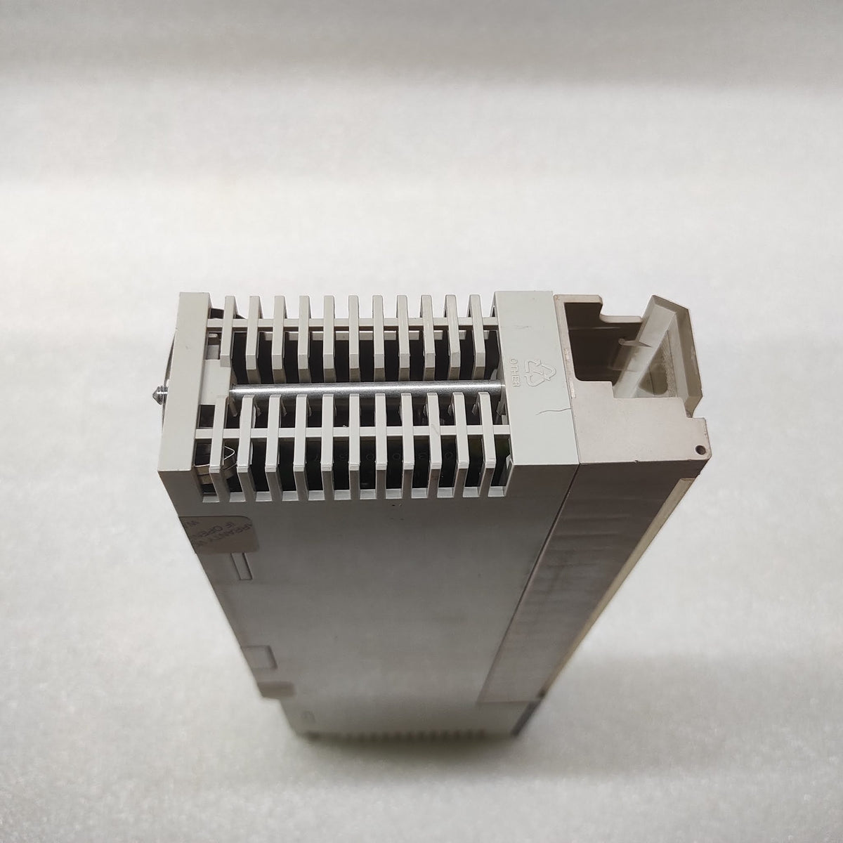SE 140ACO02000 ANALOG OUTPUT MODULE