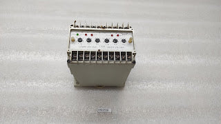 SELCO T3100-01 VOLTAGE RELAY 440VAC BODY BURNT