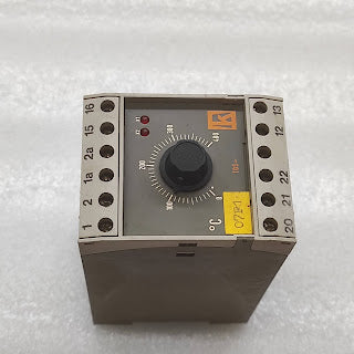 JUMO TW72986 TEMPERATURE CONTROLLER TWOW-54/10 97002290 0-400'C 220V