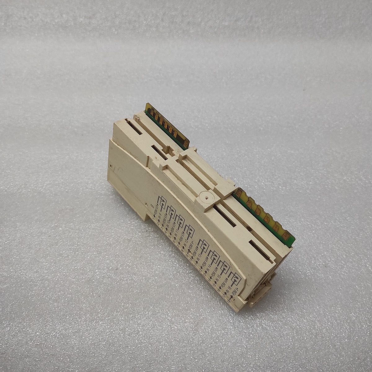 SE STB DDI3725 DIGITAL INPUT MODULE DDI3725 24VDC