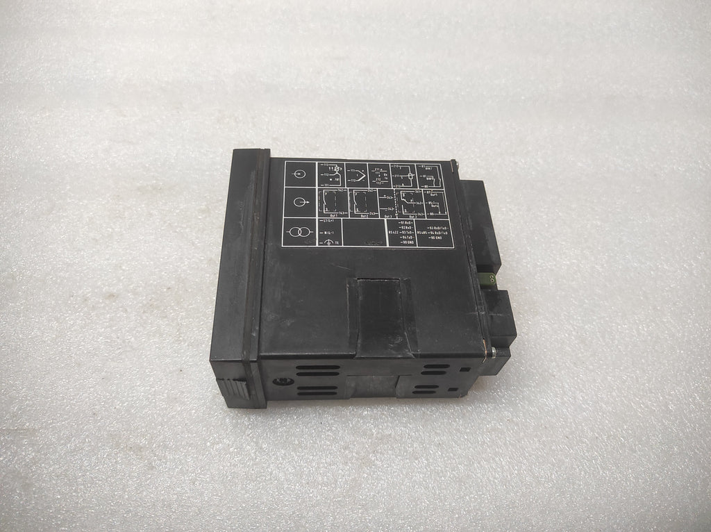 JUMO DTRON 08.1 TEMPERATURE CONTROLLER 703032/50-001-000-00-001 93-263V 70/00340