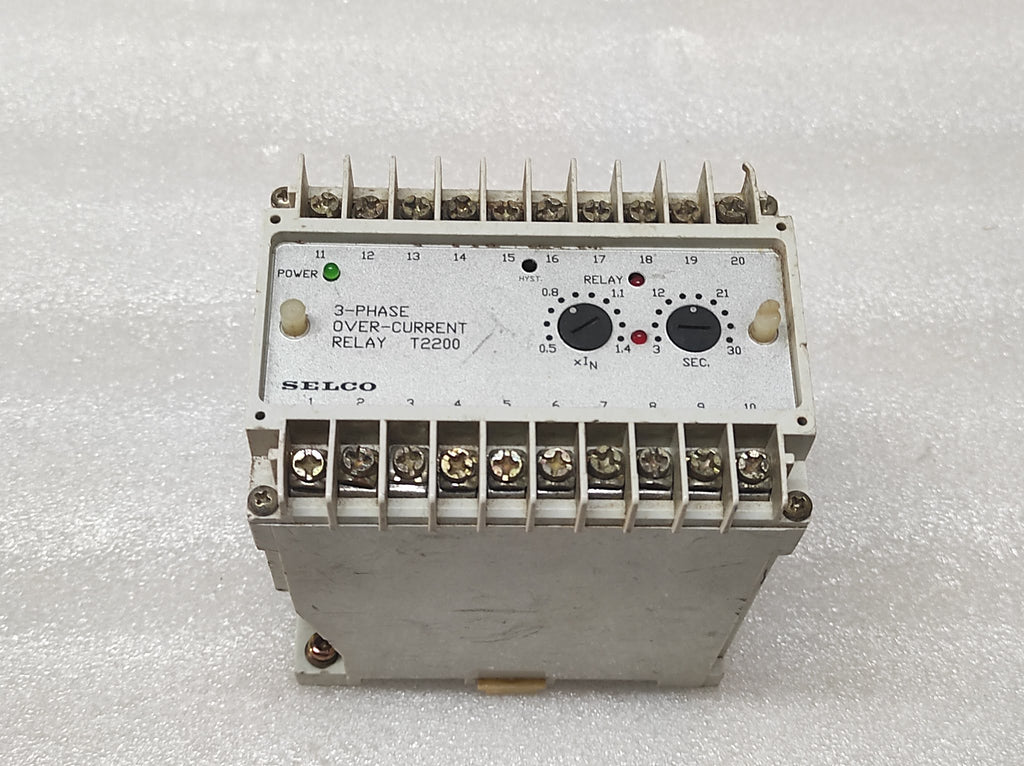 SELCO T2200-12 3-PHASE OVERCURRENT RELAY | 5A | 110 / 220V AC