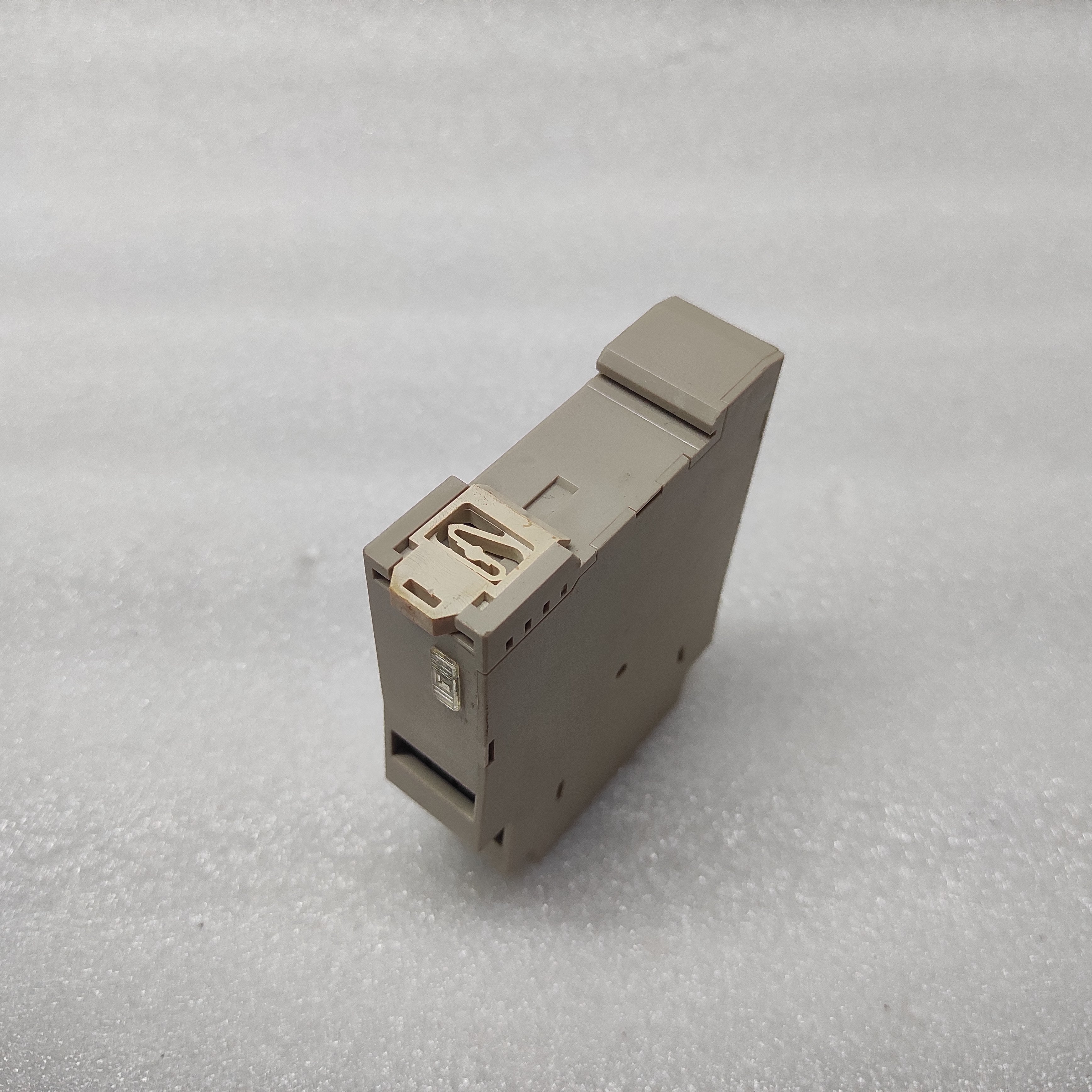OMRON H3DE-S1 MULTIFUNCTION TIME DELAY RELAY 24-230VAC/DC