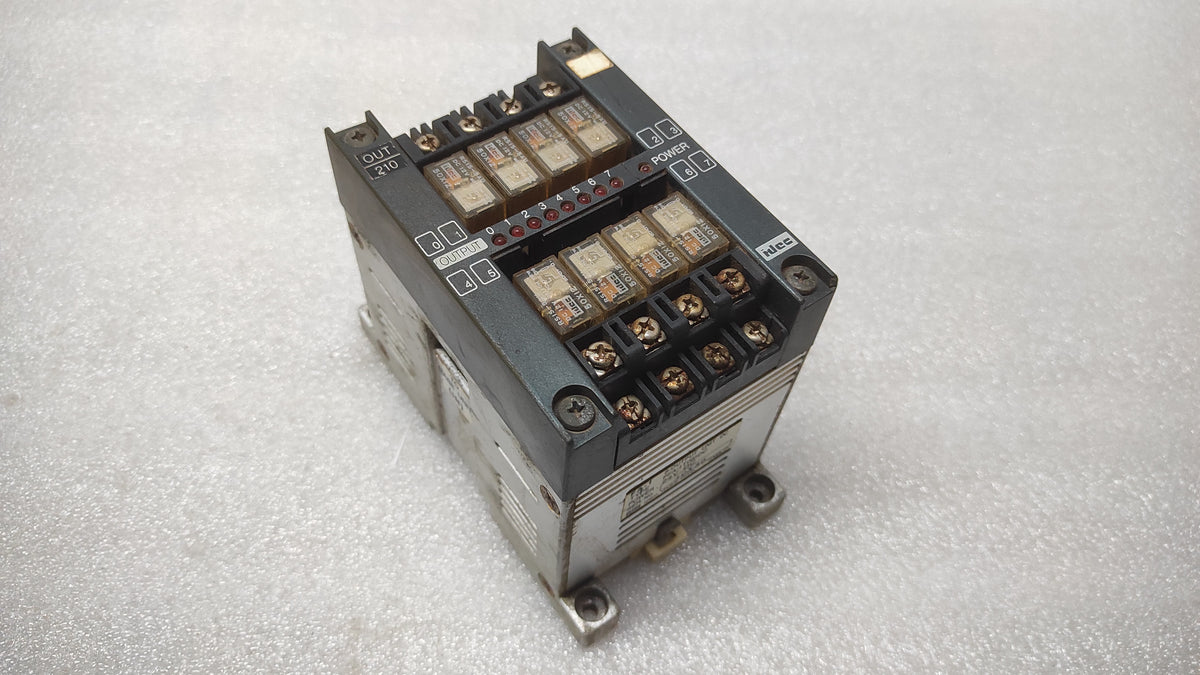 IDEC PFA-1T081DC OUTPUT MODULE 24VDC