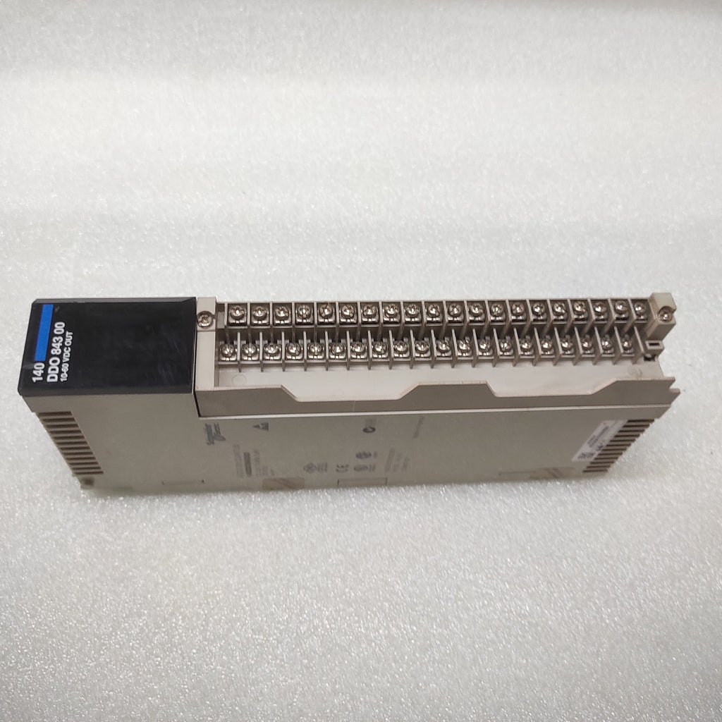 SE 140DDO84300 10-60 VDC OUTPUT MODULE