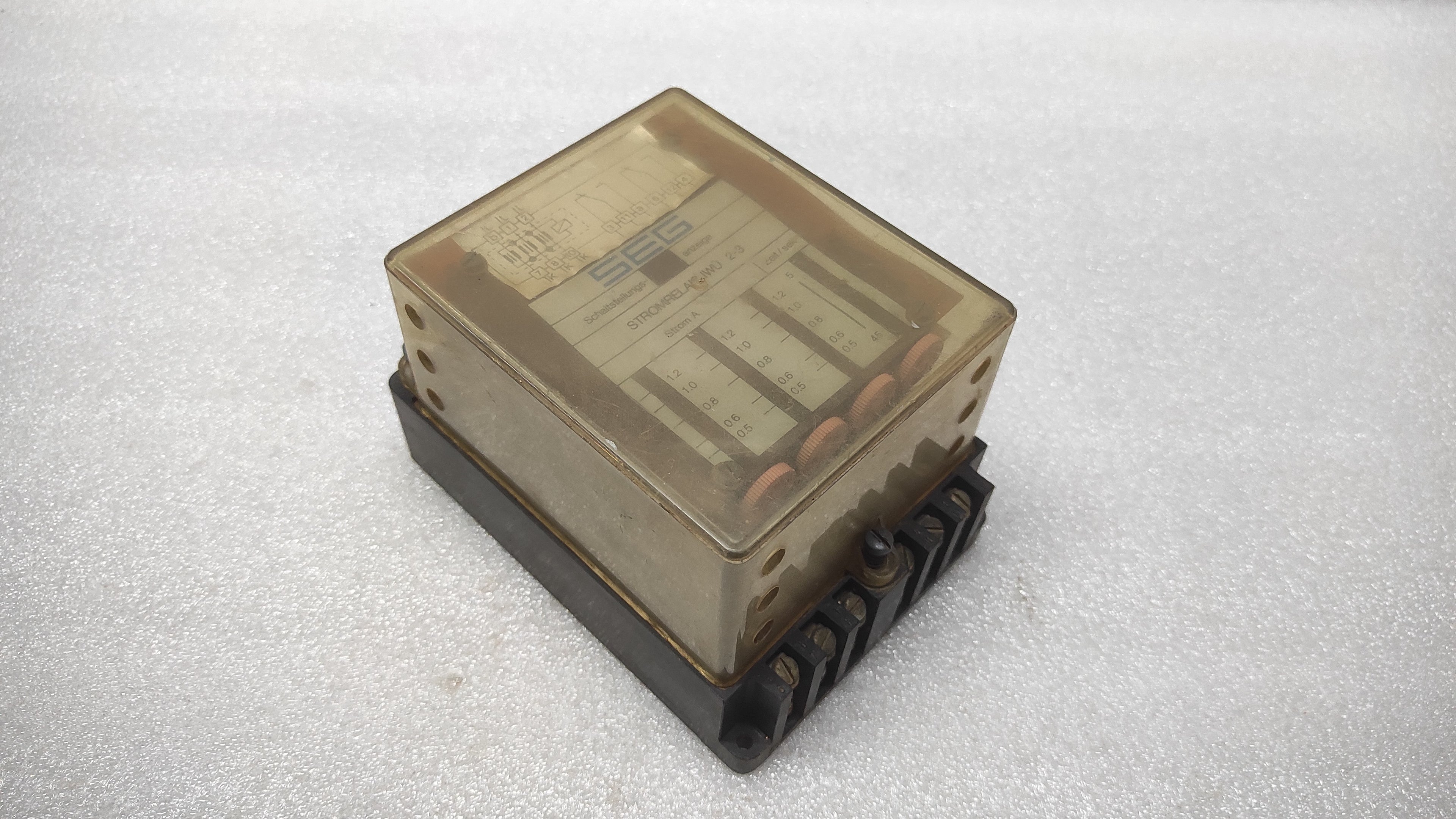SEG STROMRELAIS IWU 2-3 CURRENT RELAY 250VAC 1000VA
