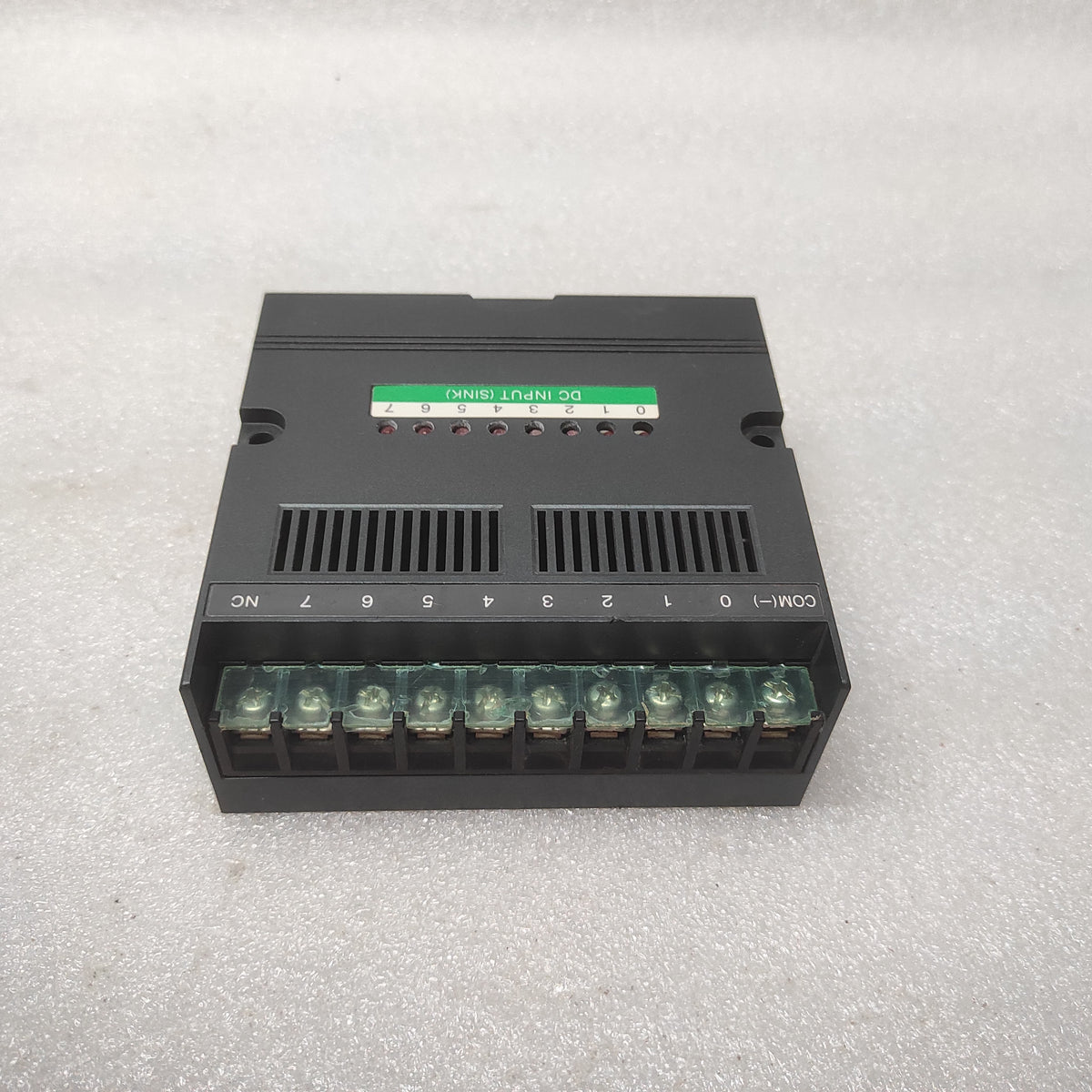 IDEC PFJ-N082U 8-DC INPUT MODULE