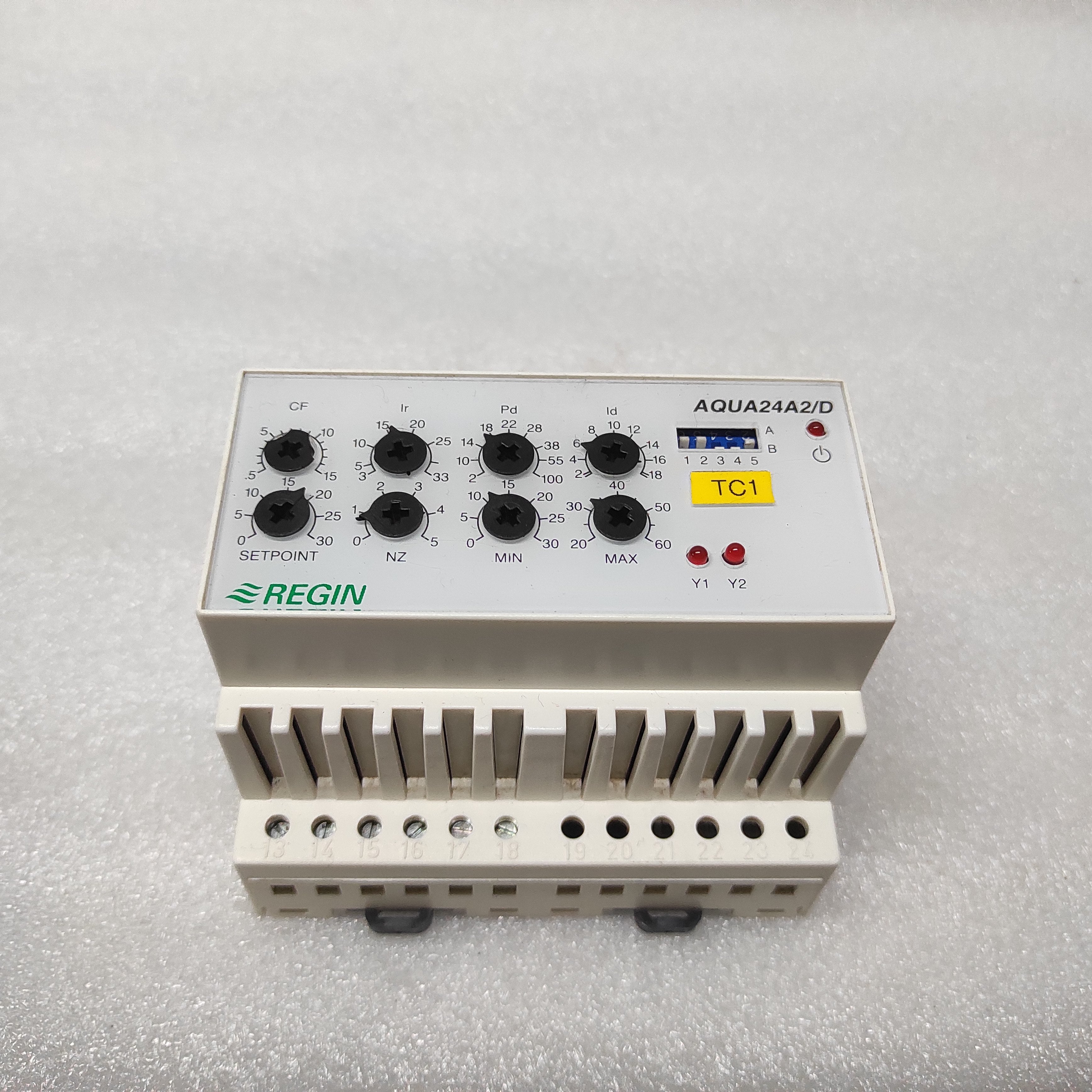 AB REGIN AQUA24A2/D TEMPERATURE CONTROLLER