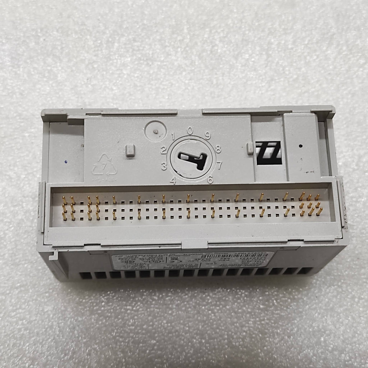 ALLEN BRADLEY CAT 1794-OB16 SERIES A 92423471