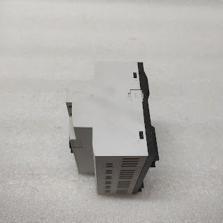 MOELLER EASY 819-DC-RC PROGRAMMABLE RELAY 24VDC