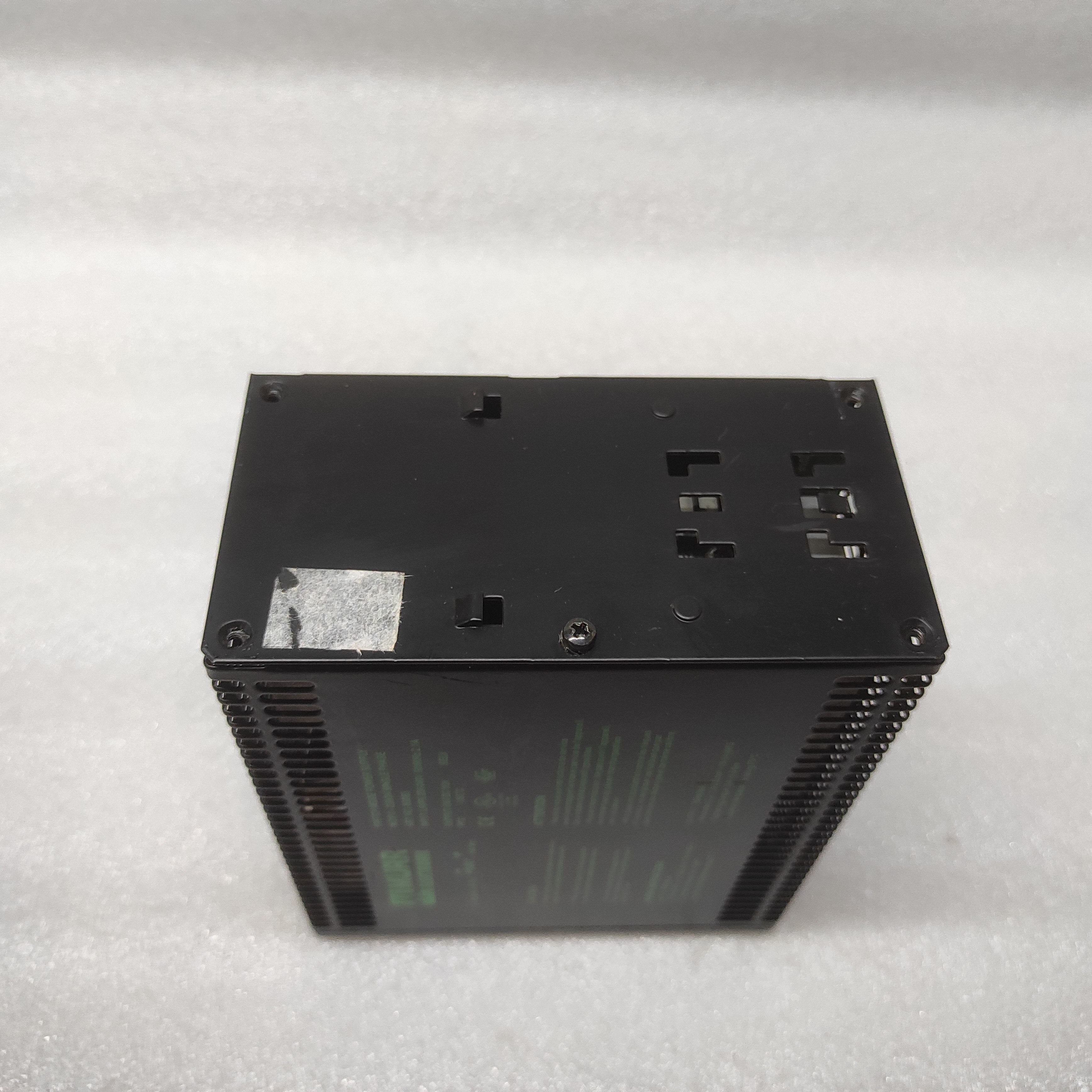 MURR ELEKTRONIK MCS10-230/24  POWER SUPPLY 85085 24VDC 10A