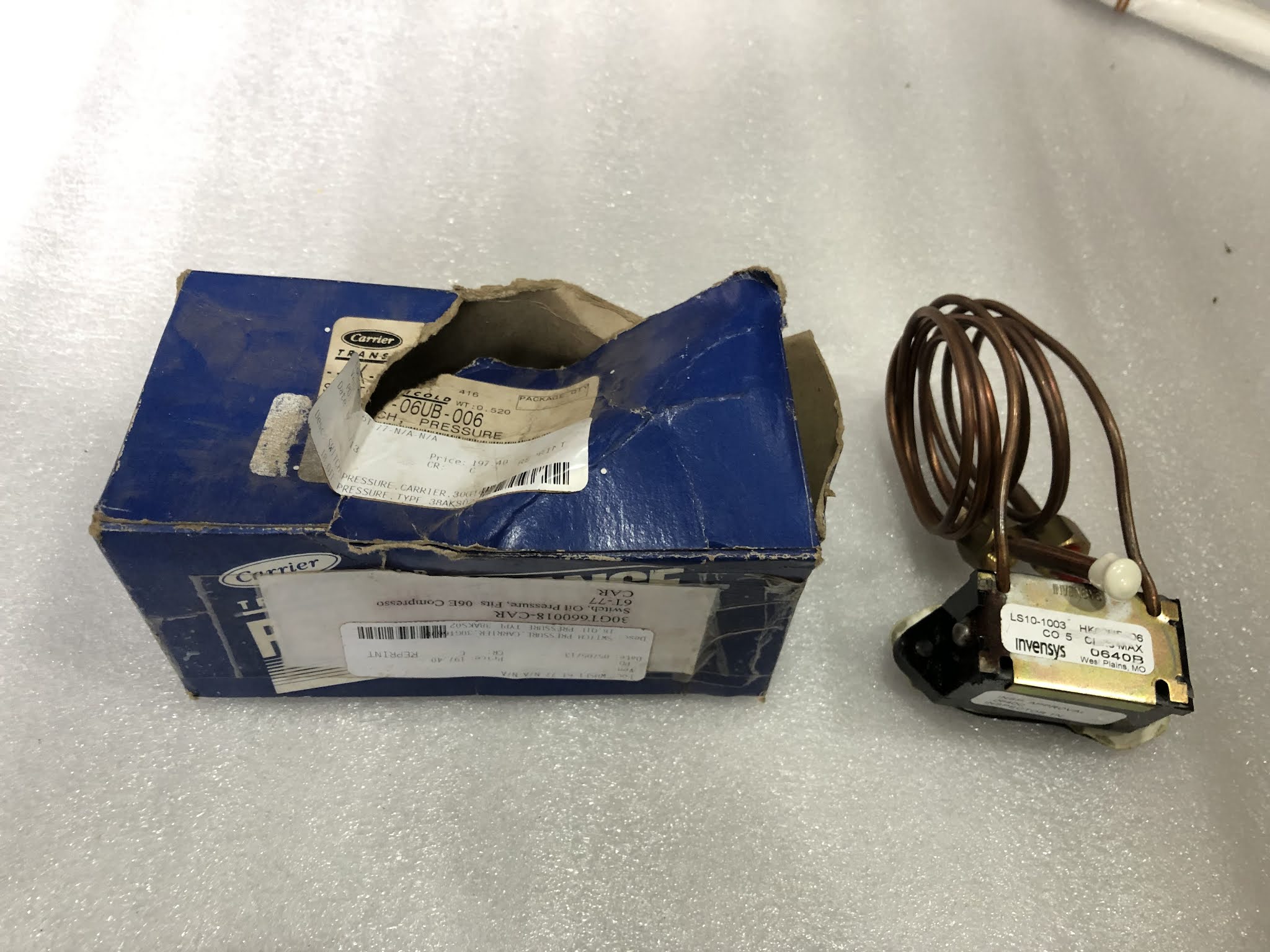 CARRIER HK-06UB-006 OIL PRESSURE SWITCH