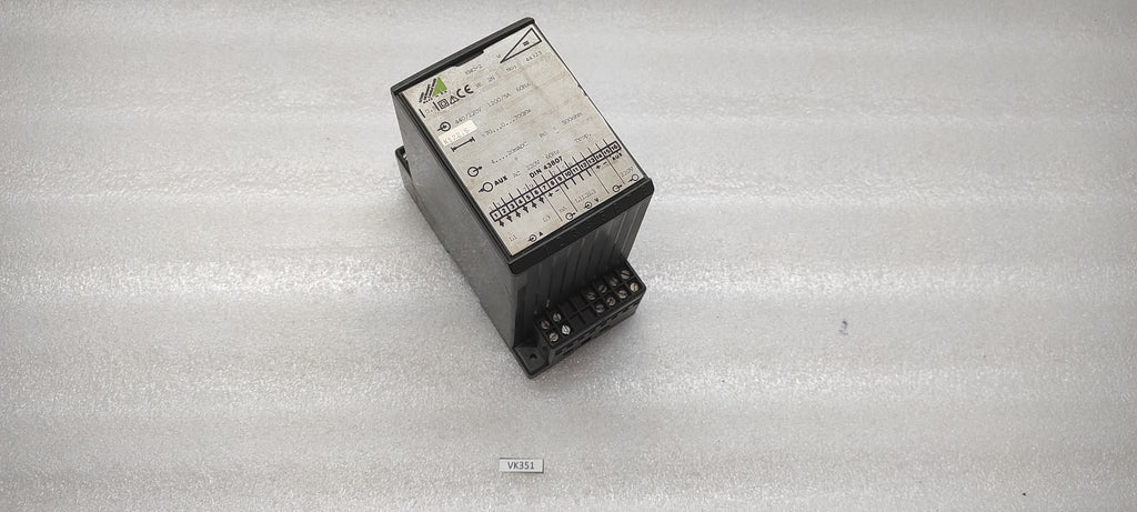 GOSSEN KWC-2 440/220V 1200/5A 200VAC
