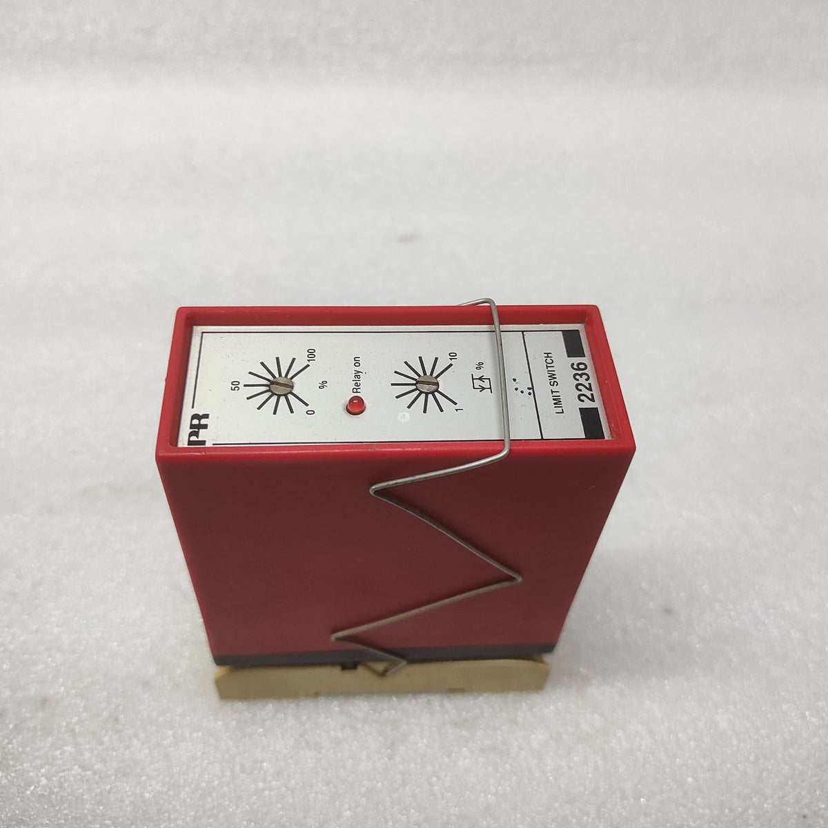 PR ELECTRONICS 2236 LIMIT SWITCH 24VDC