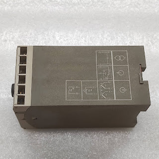 JUMO TW72986 TEMPERATURE CONTROLLER TWOW-54/10 97002290 0-400'C 220V