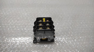 FUJI ELECTRIC SRC50-2F/X (3A3B) MAGNETIC CONTACTOR 200-220V