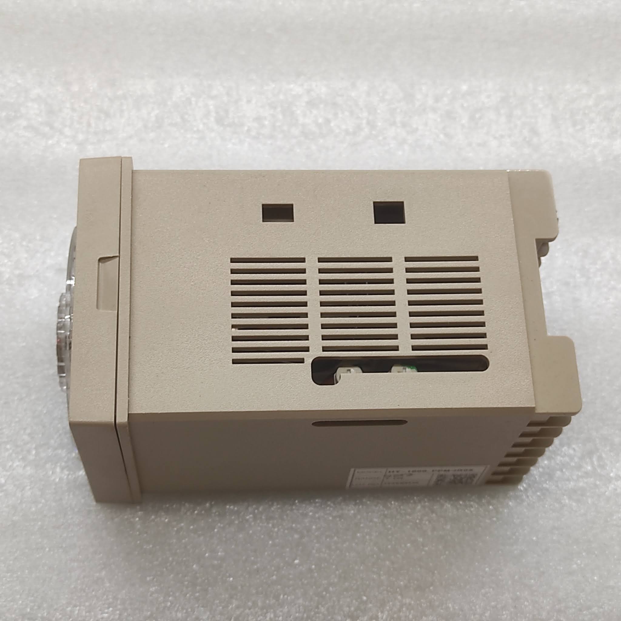 HANYOUNG HY-100_PPMNR05 TEMPERATURE CONTROLLER 0-200'C 110-220VAC