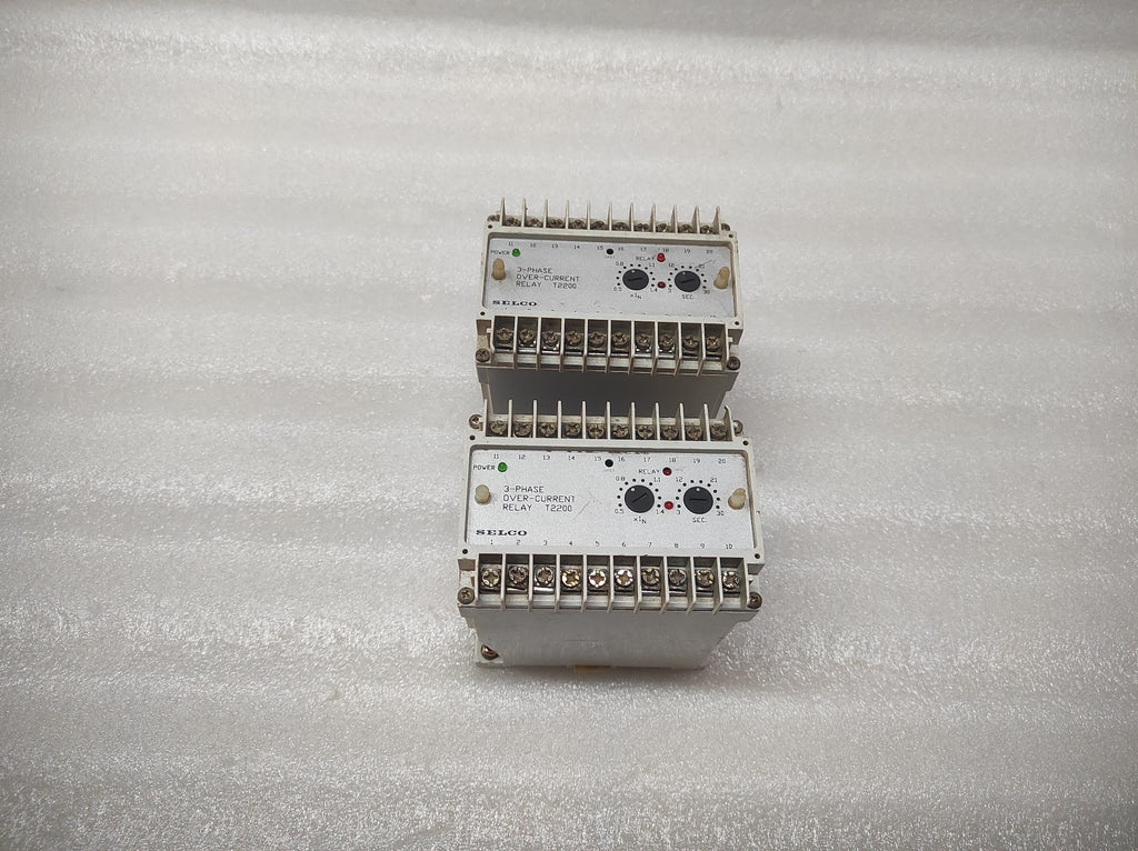 SELCO T2200-12 3-PHASE OVERCURRENT RELAY | 5A | 110 / 220V AC