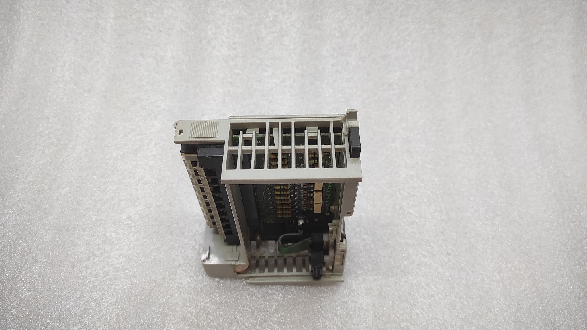 ALLEN BRADLEY CAT 1769-IQ16 COMPACT I/O MODULE