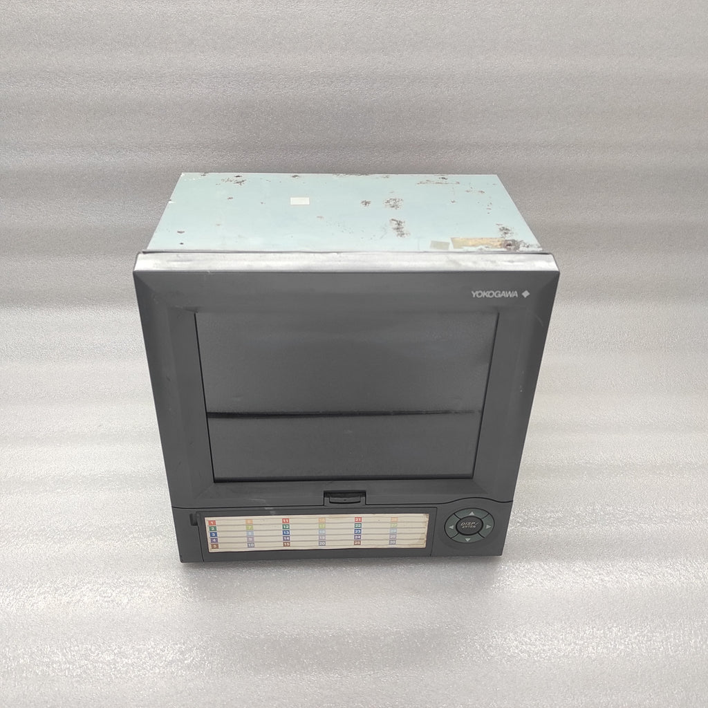 YOKOGAWA DX220-1-2 DAQ STATION DX200-S60-302 100-240VAC
