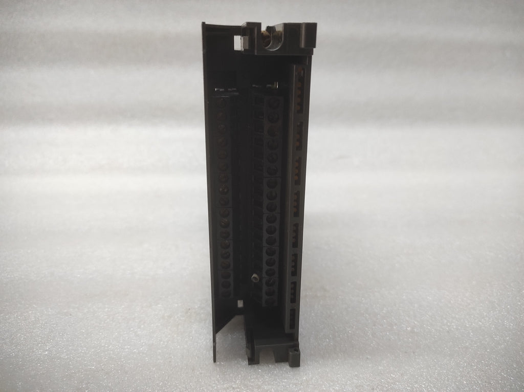 HONEYWELL HC900 CONTROLLER 900G32-0001 DIGITAL INPUT MODULE
