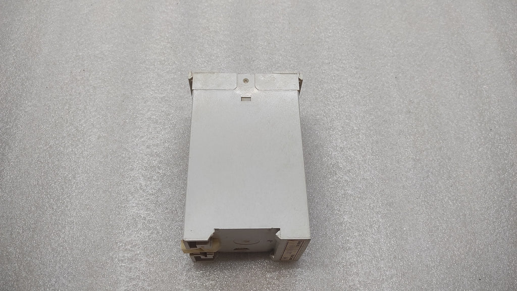 ABB SPEM30B105 MOTOR PROTECTION RELAY 230V