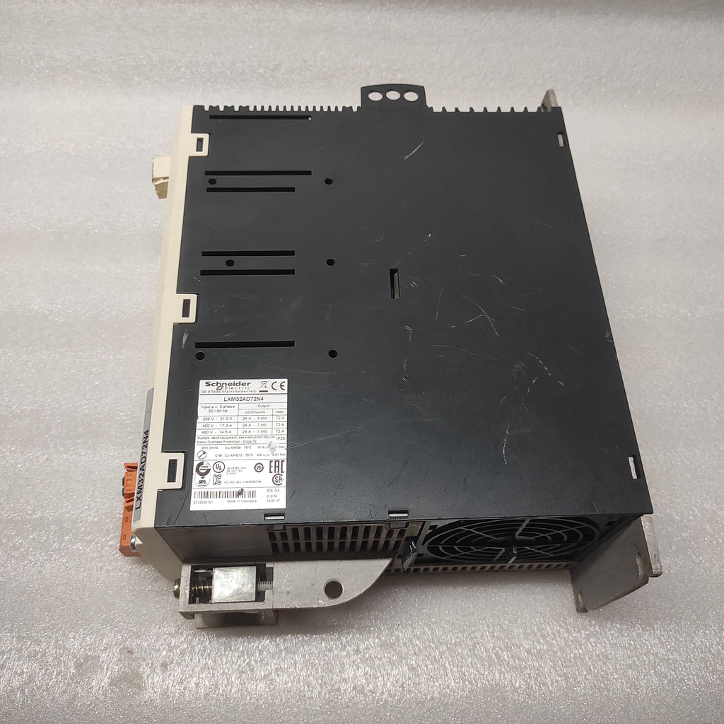 SE LXM32AD72N4 MOTION SERVO DRIVE 7kW 400-480V