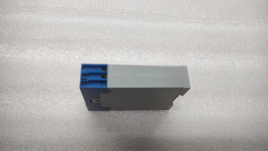 SCHLEICHER KZT71KM-G TIME RELAY 06508898 24-240VAC 0.15-400S